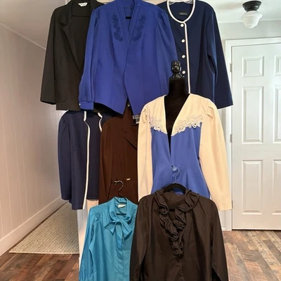 Lote De Colección De 8 Mujeres Traje Chaqueta Blazer Blusas Grandes XL -Dante Sears y Más Foto 1 de 4