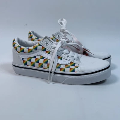 Girl's/Boys Sneakers & Athletic Shoes Vans Kids Old Skool V Small Kids size 2.5 - Image 1 of 4