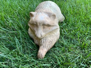 Yard garden lifelike realistic huge Raccoon figurine signed sculpture VTG 1977 - Picture 1 of 22