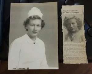 Original Vintage 5"x 7" Krankenschwester Foto mit Hochzeitsankündigung Ausschnitt. Identifiziert.. - Bild 1 von 4