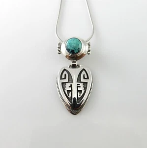 Colgante tribal turquesa del suroeste de telaraña de plata de ley - Imagen 1 de 4