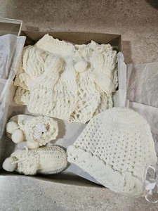Vintage Newborn Crocheted Sweater Booties Hat Ivory - Picture 1 of 4