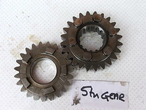 Ducati 748 916 996 998 Motor Caja de cambios 5ª quinta marcha par entrada + salida - Imagen 1 de 3