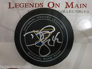 David Backes St. Louis Blues Signed Official Game Logo Puck LOM COA - Picture 1 of 2