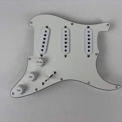 Golpeador Squier Bullet Hard-Tail Stratocaster SSS 2005 cargado ~ funcionando ~ Foto 1 de 4