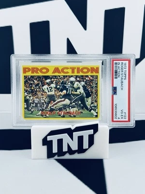 Roger Staubach 1972 Topps #122 In Action Rookie Dallas Cowboys PSA 4 - Image 1 of 3