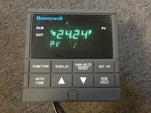 HONEYWELL UDC2300 MINI PRO DC230B-C0-00-10-0000000-00-0 - Picture 1 of 4