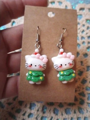 Pendientes de Navidad Hello Kitty, Kawaii, Kitty, Pendientes de Navidad Foto 1 de 4