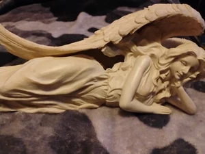 Sleeping Angel Figurines Statue - Picture 1 of 4