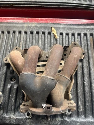 90-93 *Rare* Honda Accord Oem Used Exhaust Manifold F22A1 CB7 CB9 18000-pt3-a10 - Image 1 of 2