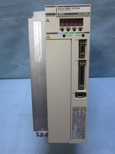 OMRON R88D-WT20H AC Servo Driver Removed From The Working Machine - Picture 1 of 6