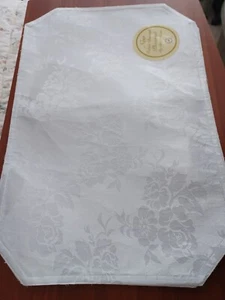 4 tovagliette bianche floreali reversibili Better Home 12" x 18" nuove - Foto 1 di 4
