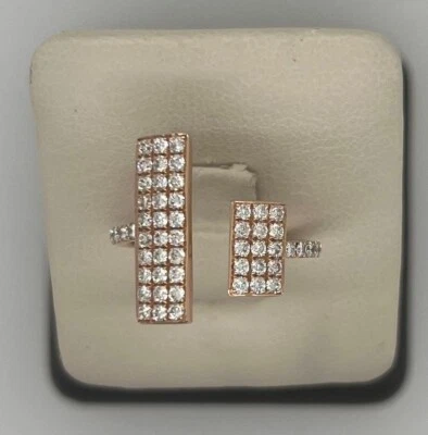 Кольцо из розового золота 14 карат с натуральным бриллиантом - Изображение 1 из 4