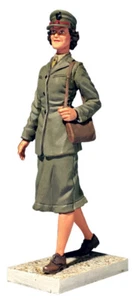 BRITAINS JACK TARS & LEATHERNECKS 13030 U.S.M.C. WOMENS RESERVE 1941 - 1945 - Picture 1 of 2