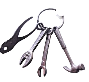 Mechaniker Handwerker Werkzeug Gesellen Abschluss Geschenk eine Menge Spaß - Bild 1 von 4