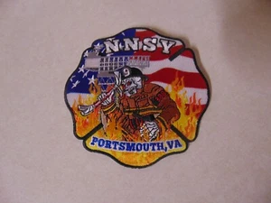 PATCH VIGILI DEL FUOCO E SOCCORSO VIGILI DEL FUOCO NNSY PORTSMOUTH VIRGINIA  - Foto 1 di 1