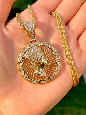 Collar Colgante Reina Nefertiti - Acabado Dorado, Circonita Cúbica, Cadena 16-24 Pulgadas Foto 1 de 4