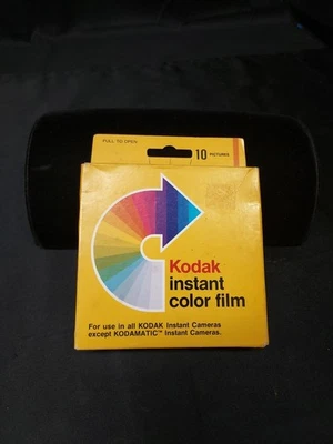 KODAK INSTANT COLOR FILM Pack PR144-10, 10 Pictures, Expired 10/1983 SEALED - Image 1 of 4