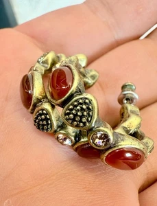 Vintage Monet Creolen bronzefarben rot Cabochon & Strass strukturiert Desig - Bild 1 von 7