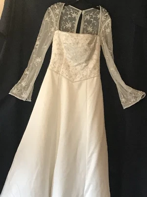Demintinos Wedding Dress Ivory Lace Long Sleeve with Button Back Size 12, New - Image 1 of 4