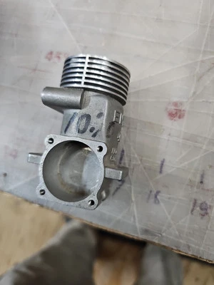 Enya 40 Case .40 Enya Nitro Engine - Image 1 of 4