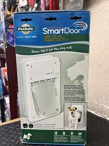PetSafe Electronic Smart Pet Dog Door Small up to 15lbs Ppa11-10709