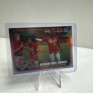 2024 Topps Series 1 Elly De La Cruz RC Rainbow Foil Resilient Reds Rookies #133  - Bild 1 von 2