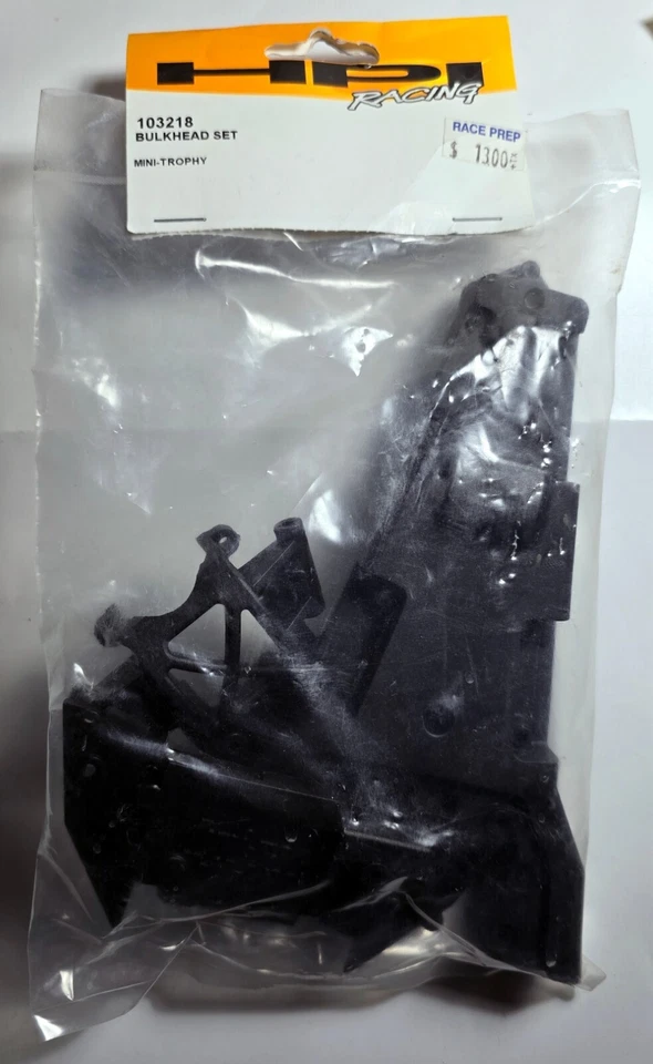 HPI Racing 103218 Mini Trophy Bulkhead Set Plastic Black - Image 1 of 1