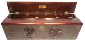 vintage ATWATER KENT 33 - TUTTI E 6 I TUBI GLOBO non testati / BUONA MESSA A PUNTO - Foto 1 di 9