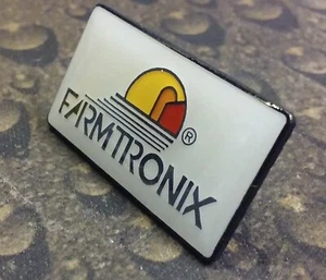 Pin insignia FarmTronix - Imagen 1 de 3