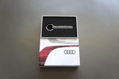 NIB Genuine Audi Quattro 3D Bar Style Silver Stainless Steel Keychain DJD017QY02 Foto 1 de 4