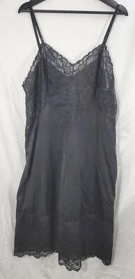 Camisón Vanity Fair para mujer negro de encaje y nailon forrado talla 40 Foto 1 de 4