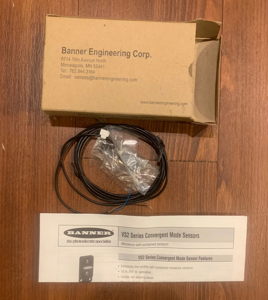 Banner Engineering Photoelectric Sensor VS2 Series Mode Sensor VS2AN5CV1512  - Image 1 of 4