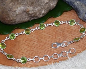 Peridot Bracelet 925 Sterling Silver Beautiful Gemstone Adjustable Bracelet MK* - Picture 1 of 8