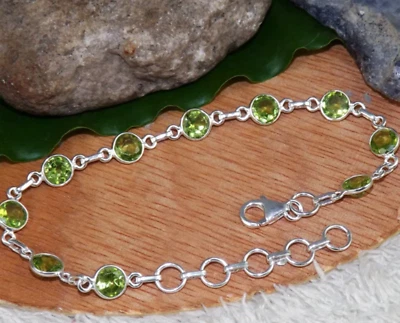 Peridot Bracelet 925 Sterling Silver Beautiful Gemstone Adjustable Bracelet MK* - Image 1 of 4
