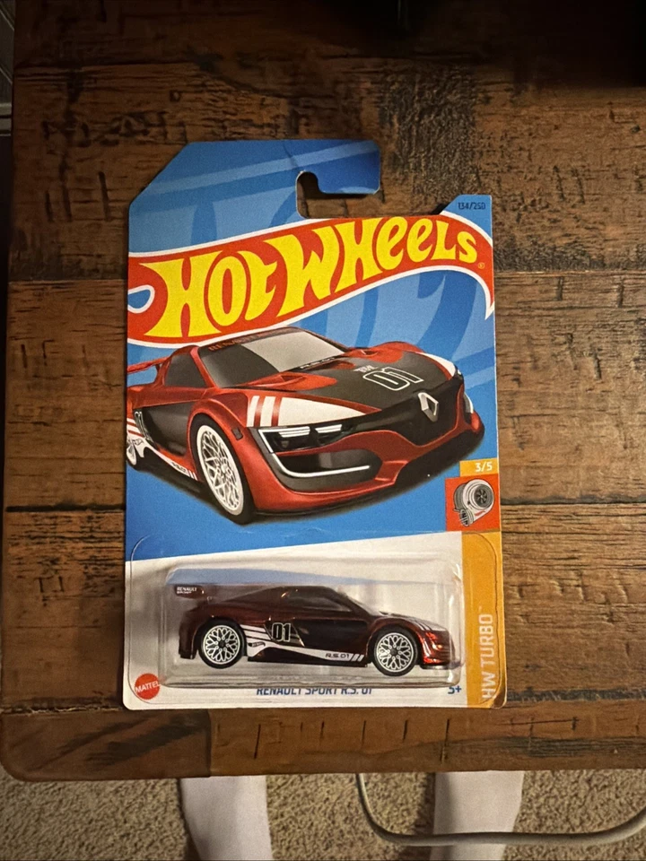 Hotwheels Super Treasure Hunt Renault Sport R.S. 01 Foto 1 de 4
