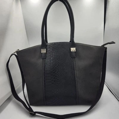 Bolso de mano David Jones de cuero negro brillante para mujer talla grande Foto 1 de 4