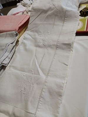 drap ancien en  métis avec  échelles et  monogramme broderies main 200 x 280 - Photo 1/3