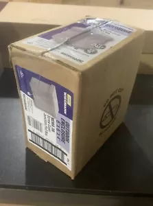 Hubbell Weigmann Recinzione da esterno 6" x 6" x 4" - Foto 1 di 1