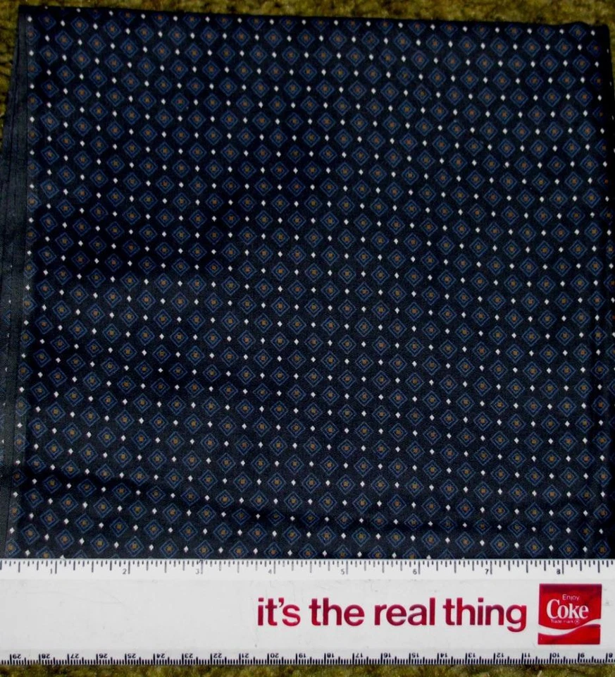 Tela de satén de algodón marrón oscuro color tostado crema y dorado 36" de ancho x 1 3/4 yardas de largo Foto 1 de 1