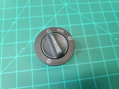 Interruptor de faros clásico Saab 900 NG 900 9-3 todo 1981 - 2002 8590838 W conector Foto 1 de 4