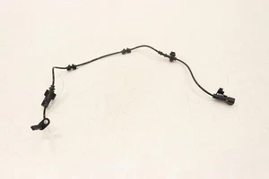 2017 - 2021 CADILLAC XT5 REAR RIGHT SIDE ABS WHEEL SPEED SENSOR OEM 84301913 - Picture 1 of 8