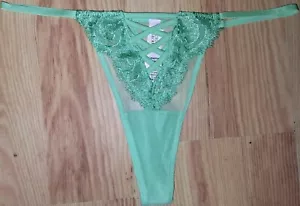 BNWT Victoria’s Secret Panties THONG Size M (GREEN) - Picture 1 of 5