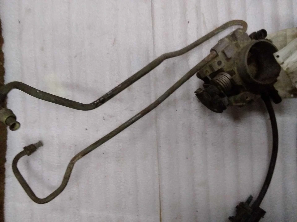 Pontiac Grand AM 1993 cuerpo del acelerador/conjunto de válvulas Foto 1 de 1