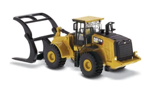 Diecast Masters 85950 Caterpillar 972M Wheel Loader with Log Fork 1/87 Scale - Picture 1 of 9
