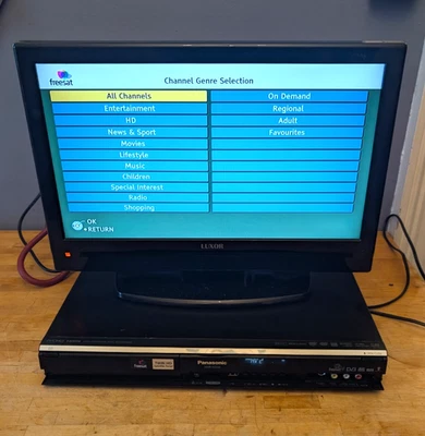 Panasonic DMR-XS350 Twin FreeSAT Tuner HD 250GB DVD Recorder - Bild 1 von 4