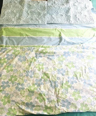 Funda nórdica completa/queen Pottery Barn + 2 fundas azul hawaiano floral y rayas Foto 1 de 4