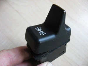 Interruptor de interrupción de lámpara de marcado Volvo VNL 20470608 RL2-00000008 #M266L - Imagen 1 de 5