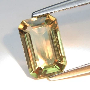 Piedra preciosa de pavo corte esmeralda 10,7 x 7 x 4,2 mm diáspora cambio de color natural de 3,07 quilates - Imagen 1 de 8