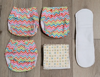 Lot Of 3 Cloth Diapers For Baby Girl Size S / 3 insert Free - Image 1 of 4